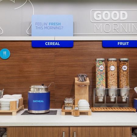 Holiday Inn Express & Suites - Port Elgin Luaran gambar